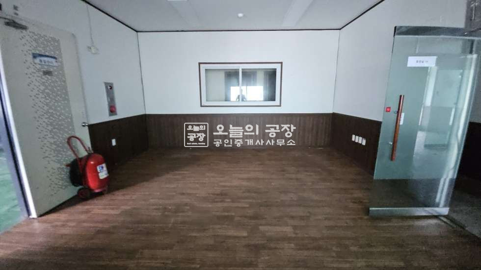 경기 화성만세구 향남읍 갈천리 부지1,164평/건물417평/단독, 대형차량진입, 고전력400,기숙사,사무실 有 월세 매물번호 10492 사진 4