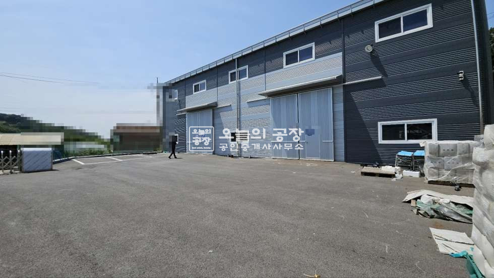 경기 화성만세구 장안면 석포리 부지300평/건물100평/단독.대형차량가능,저렴한월차 월세 매물번호 10477 사진 2