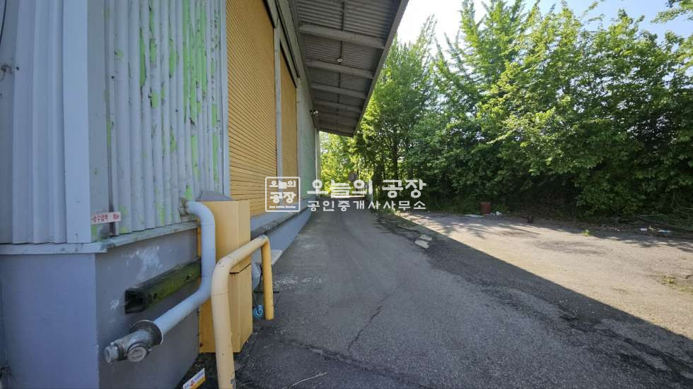 경기 화성만세구 우정읍 이화리 부지2,264평/건물749평/1종 창고, 대형차량가능,사무실별도설치 월세 매물번호 10460 사진 4