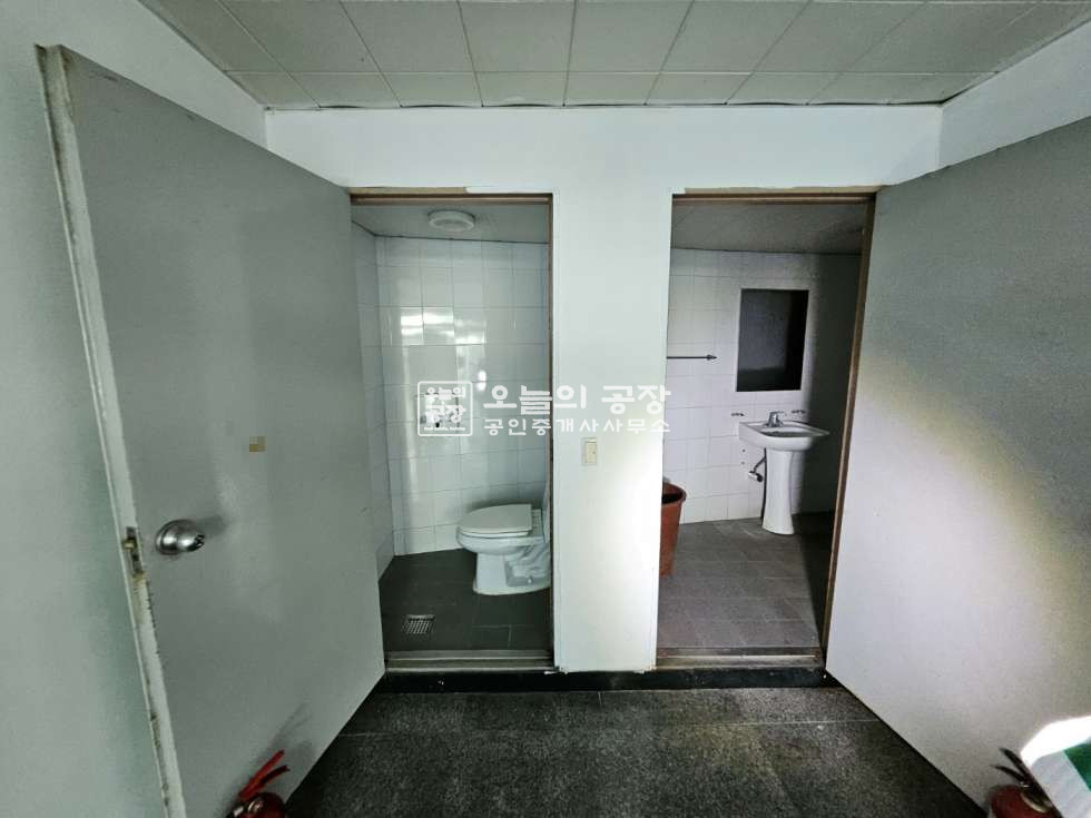 경기 화성효행구 정남면 괘랑리 부지288평/건물120평/보3,000/월300 단독공장 월세 매물번호 10412 사진 13