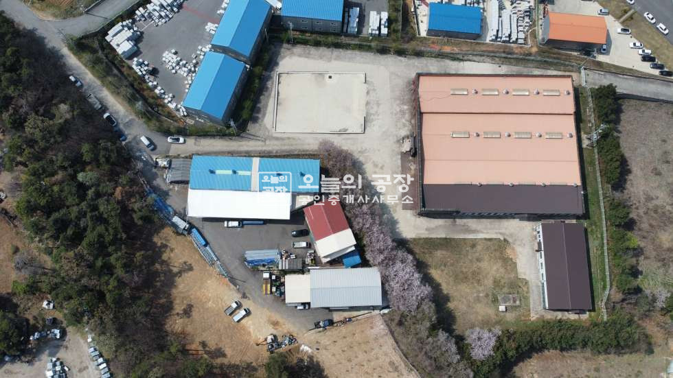 경기 평택시 포승읍 석정리 부지2631평 /건물810평 / 기숙사100 월세 매물번호 10666 사진 4