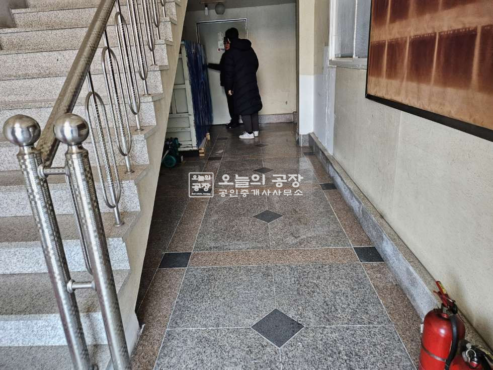 경기 화성효행구 정남면 괘랑리 대지 476평 / 건물 60평 / 준크린 월세 매물번호 10745 사진 13