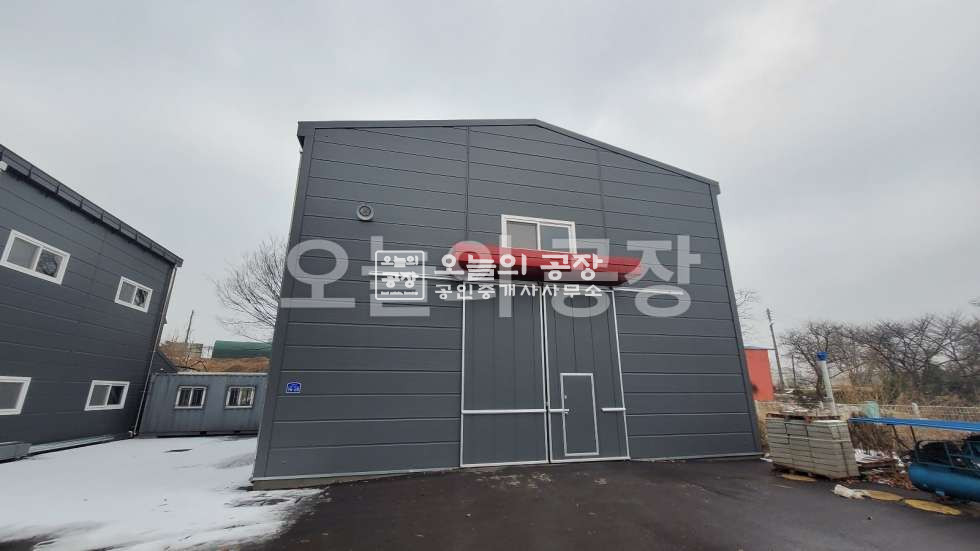 경기 화성만세구 팔탄면 덕천리 부지 267평 건물 80평 / 팔탄면 민원없고 마당넓은 공장임 월세 매물번호 10779 사진 4