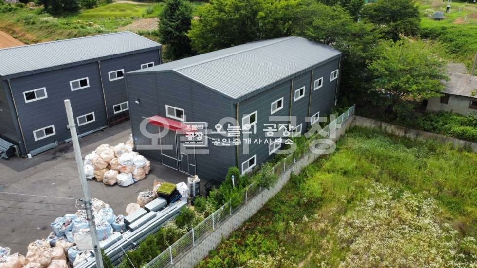 경기 화성만세구 팔탄면 덕천리 부지 267평 건물 80평 / 팔탄면 민원없고 마당넓은 공장임 월세 매물번호 10779 사진 12