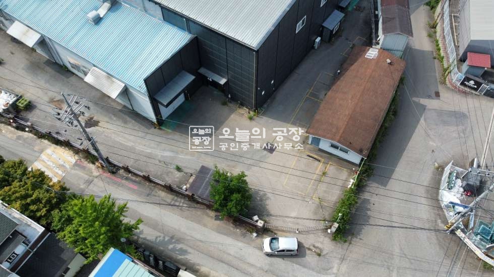 경기 화성만세구 팔탄면 노하리 대지 1,629평 / 건물 1,164평 / 팔탄면 노하리 대형공장 매매 / 1550kw 초고전력 매매 매물번호 10831 사진 3