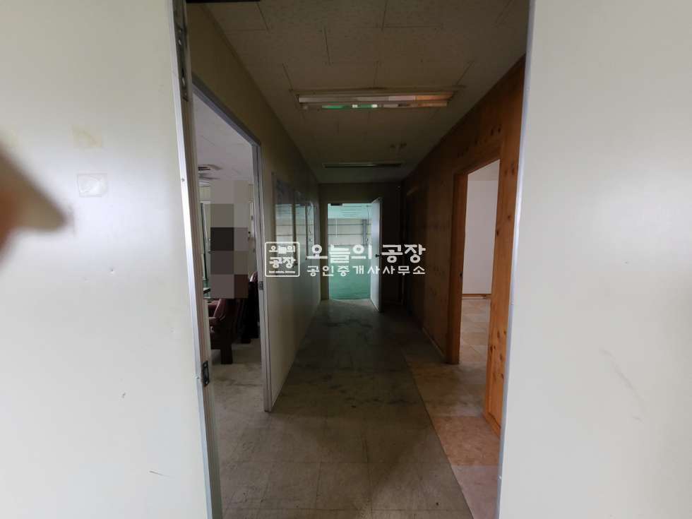 경기 화성효행구 정남면 화성 공장 임대 / 정남면 공장임대 / 138평 / 넓은 공동마당/ 즉시입주가능 / 전기100kw / 대형차량진입가능 월세 매물번호 10025 사진 7