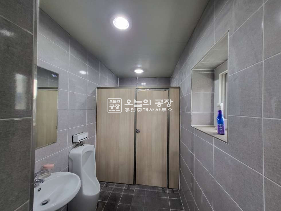 경기 화성만세구 양감면 부지589평 / 건물150평 / 진입도로 폭 6m / 넓은 마당/ 주변 인프라 충분 월세 매물번호 10357 사진 5