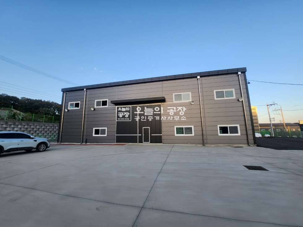 경기 화성만세구 양감면 요당리 부지약400평/건물96평/마당넓은단독공장/대형차량진입가능/공장등록불가 월세 매물번호 10375 사진 3