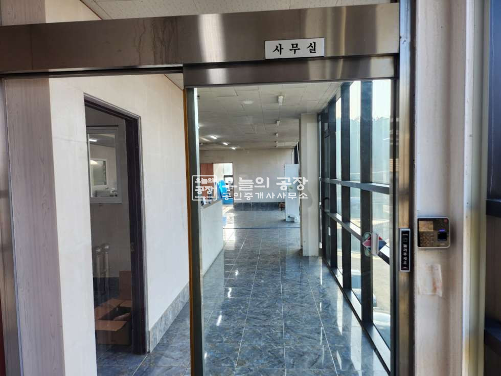 경기 안성시 미양면 갈전리 부지2611평/가용면적 약1100평/고전력300kw/높은층고14m/호이스트다수 월세 매물번호 10376 사진 7