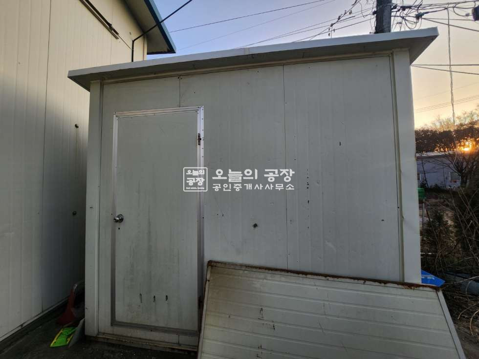 경기 화성효행구 봉담읍 덕리 부지573평/건물60평/저렴한공장임대/43번국도인근/사무용컨테이너사용/상수도오폐수직관 월세 매물번호 10391 사진 5