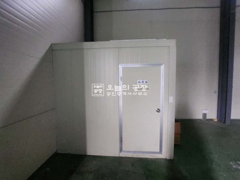 경기 화성만세구 양감면 사창리 부지1,225평(공용)/건물120평/양감ic인근/민원없는입지/5t차량진입가능 월세 매물번호 10403 사진 4