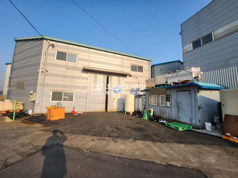 경기 화성만세구 우정읍 화산리 부지174평/건물49평/민원없는입지/귀한소형재활용공장/ 월세 매물번호 10427 사진 1