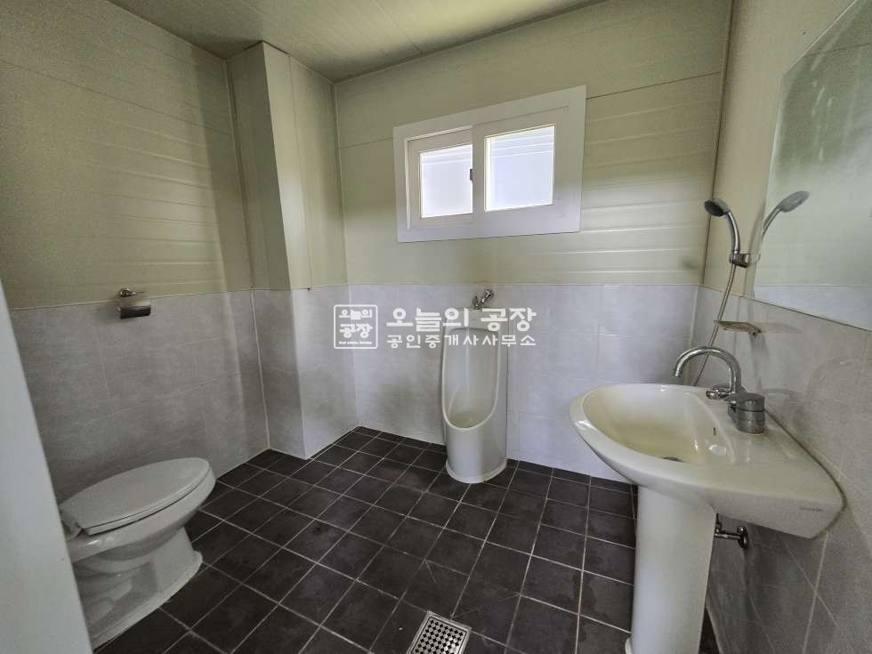 경기 화성만세구 양감면 신왕리 부지286평/건물114평/2차선인근,광고효과/저렴한임대료/2동구조 월세 매물번호 10514 사진 9