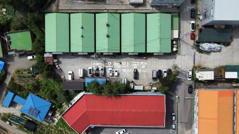 경기 화성효행구 정남면 부지818평/건물300평/저렴한공장임대/60평5개동/대형차진입가능 월세 매물번호 10558 사진 3