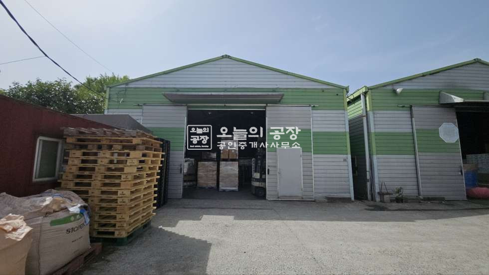 경기 화성효행구 정남면 부지818평/건물300평/저렴한공장임대/60평5개동/대형차진입가능 월세 매물번호 10558 사진 4