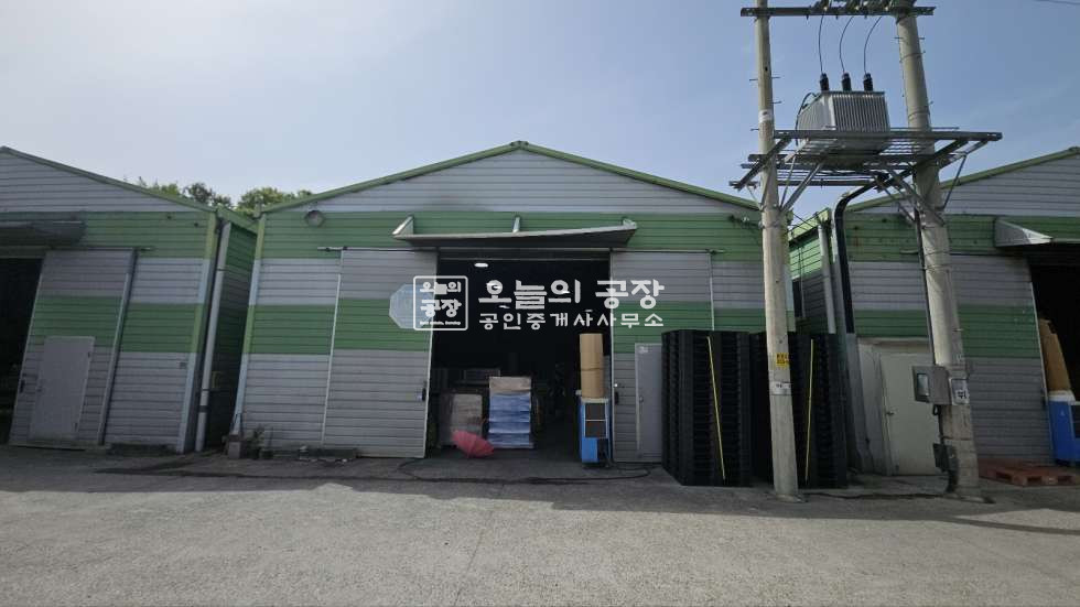 경기 화성효행구 정남면 부지818평/건물300평/저렴한공장임대/60평5개동/대형차진입가능 월세 매물번호 10558 사진 6