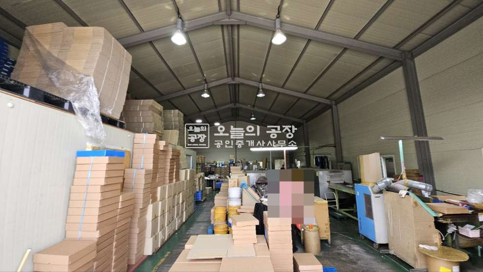 경기 화성효행구 정남면 부지818평/건물300평/저렴한공장임대/60평5개동/대형차진입가능 월세 매물번호 10558 사진 11